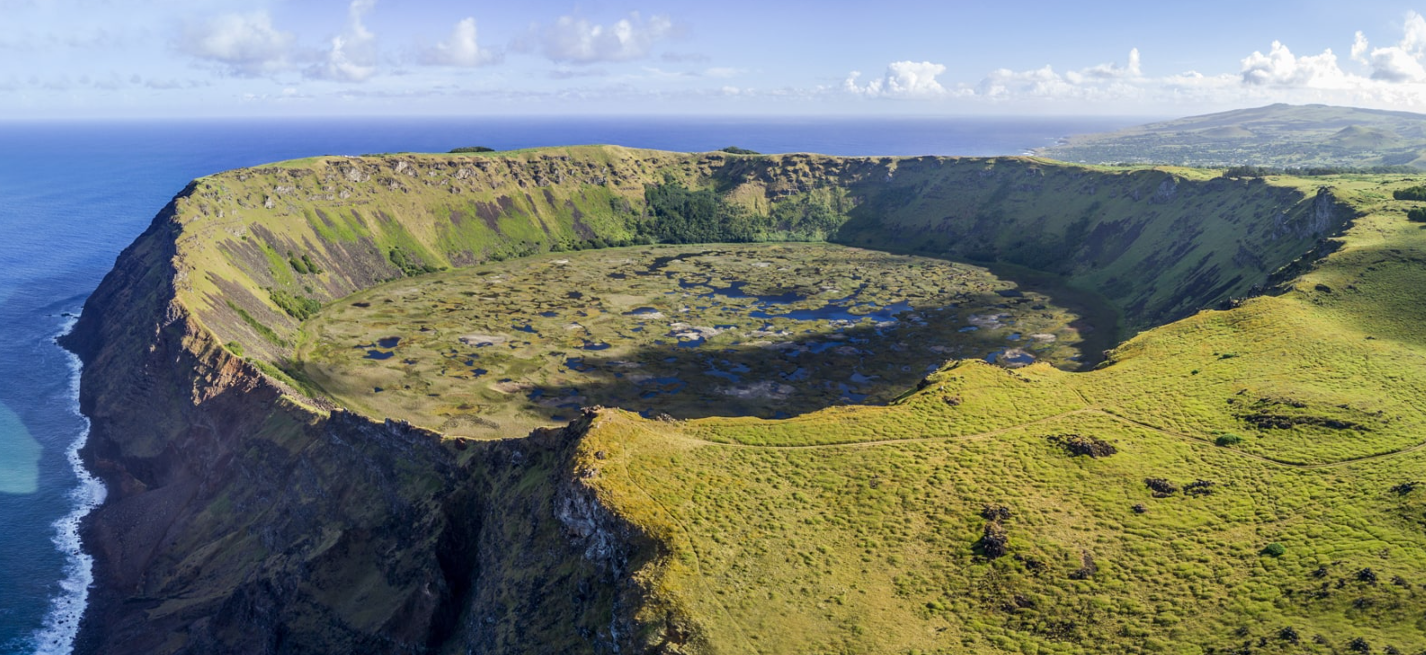 Crater Insula Pastelui Crater Insula Pastelui