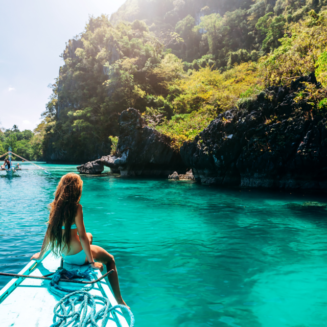 Filipine in stil V500 de Anul Nou